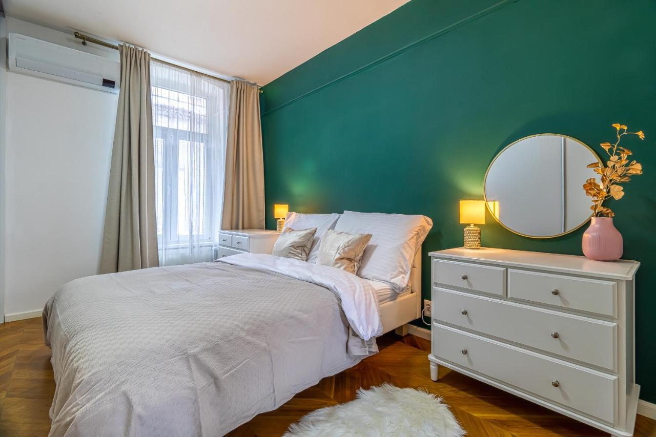 Trendy Apartment In Central Bratislava Exterior photo
